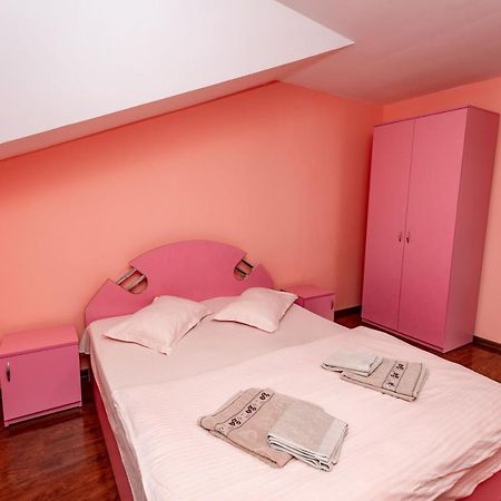 Complex Stefanesti Hotel Bozovici Bagian luar foto