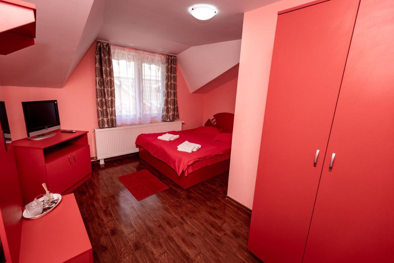 Complex Stefanesti Hotel Bozovici Bagian luar foto