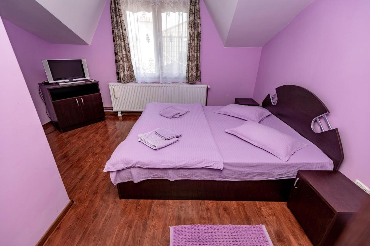Complex Stefanesti Hotel Bozovici Bagian luar foto